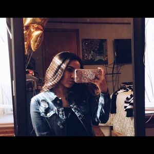 Meet your Posher, Alexis